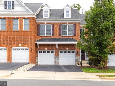 42936 COURTLAND CHASE SQUARE , ASHBURN, VA 20148