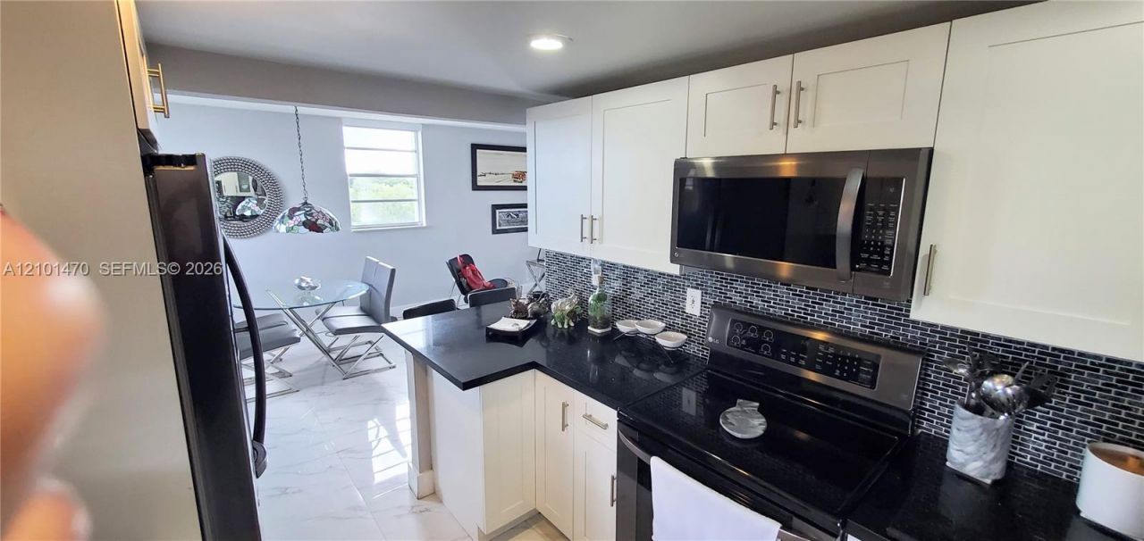 14165 SW 87th St , Unit D501, Miami, FL 33183 Photo