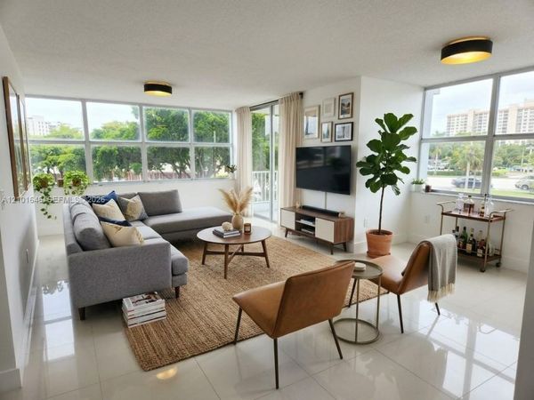 1200 NE Miami Gardens Dr, Unit 214W, North Miami, FL 33179