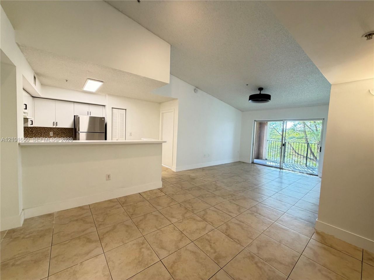 2021 Renaissance Blvd , Unit 304, Miramar, FL 33025 Photo