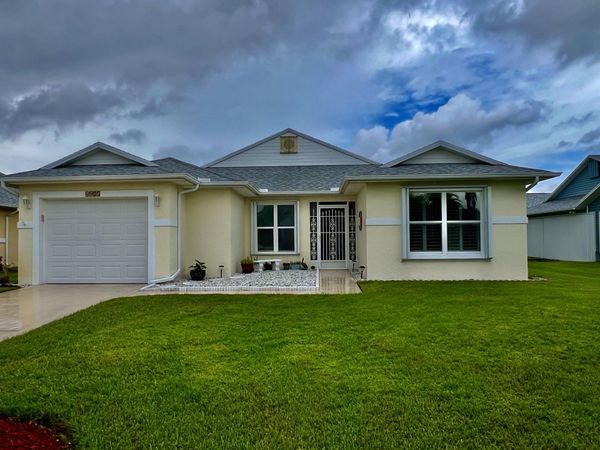 6025 Adonidia Place, Fort Pierce, FL 34982