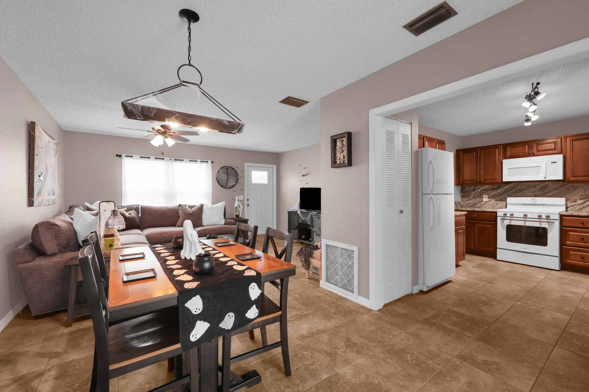 2849 SE Nance Street, Port Saint Lucie, FL 34984 Photo