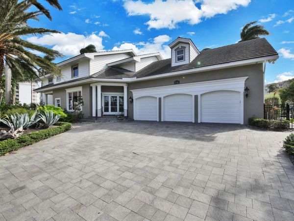2782 NE 3rd Street, Pompano Beach, FL 33062