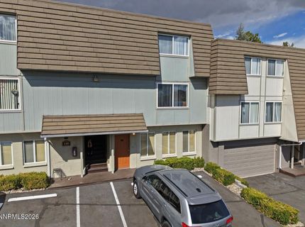 140 Griswold Way, Unit A, Reno, NV 89503 Photo