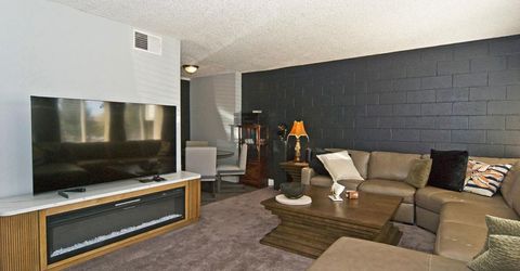 140 Griswold Way, Unit A, Reno, NV 89503 Photo