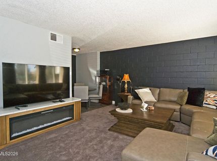 140 Griswold Way, Unit A, Reno, NV 89503 Photo
