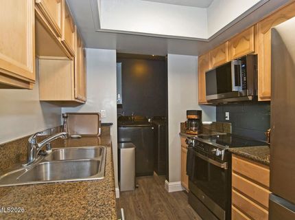 140 Griswold Way, Unit A, Reno, NV 89503 Photo