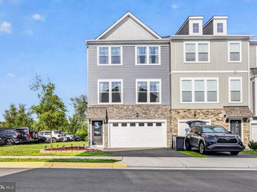 10537 WATERBURY WOODS WAY, MANASSAS, VA 20112