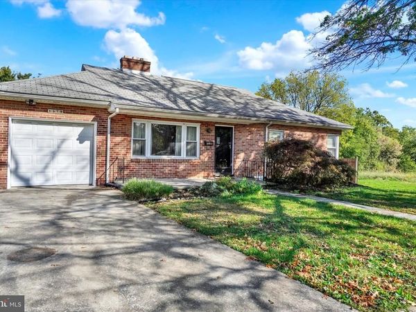 1579 E PHILADELPHIA STREET , YORK, PA 17403