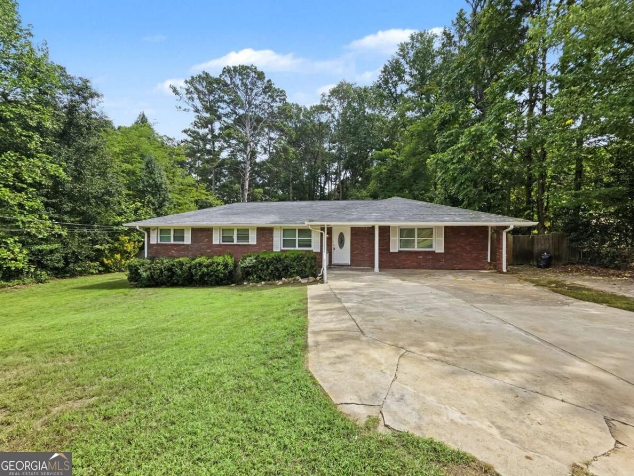 530 Allgood Road, Stone Mountain, GA 30083 Main Photo