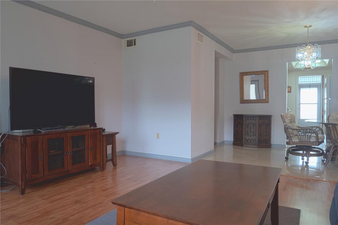 5900 21st Street N, Unit 6, Saint Petersburg, FL 33714 Photo