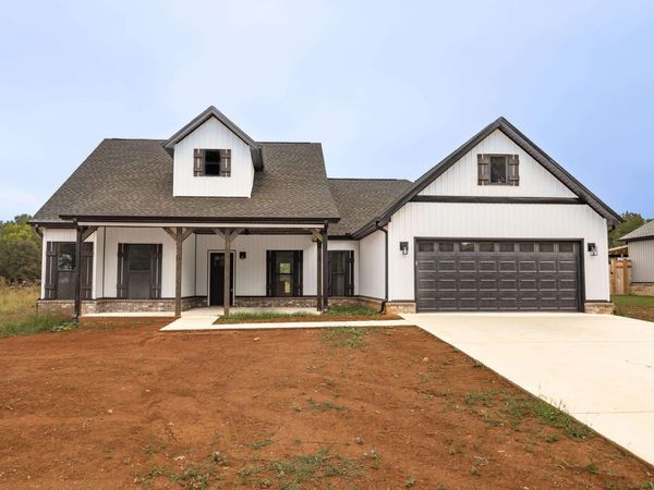 222 Co Rd 151, Florence, AL 35633