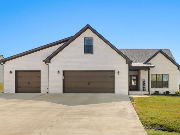 200 Spry Way, Killen, AL 35645
