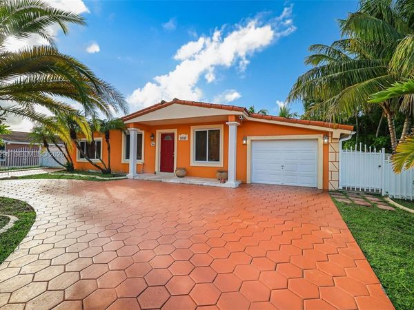 11840 SW 171st Ter , Miami, FL 33177