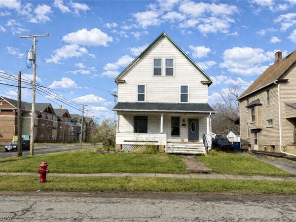 202 Prospect Street , Girard, OH 44420