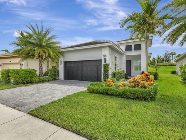 9225 SW PEPOLI Way, Port St. Lucie, FL 34987