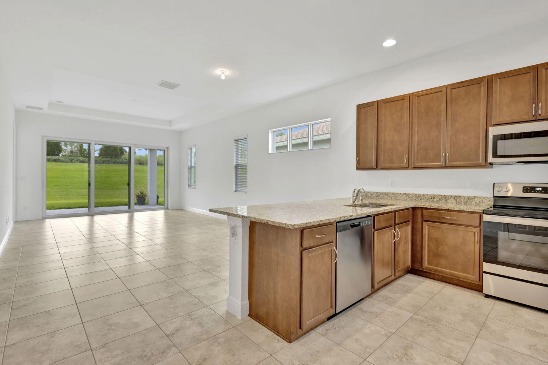 9225 SW Pepoli Way, Port Saint Lucie, FL 34987 Photo