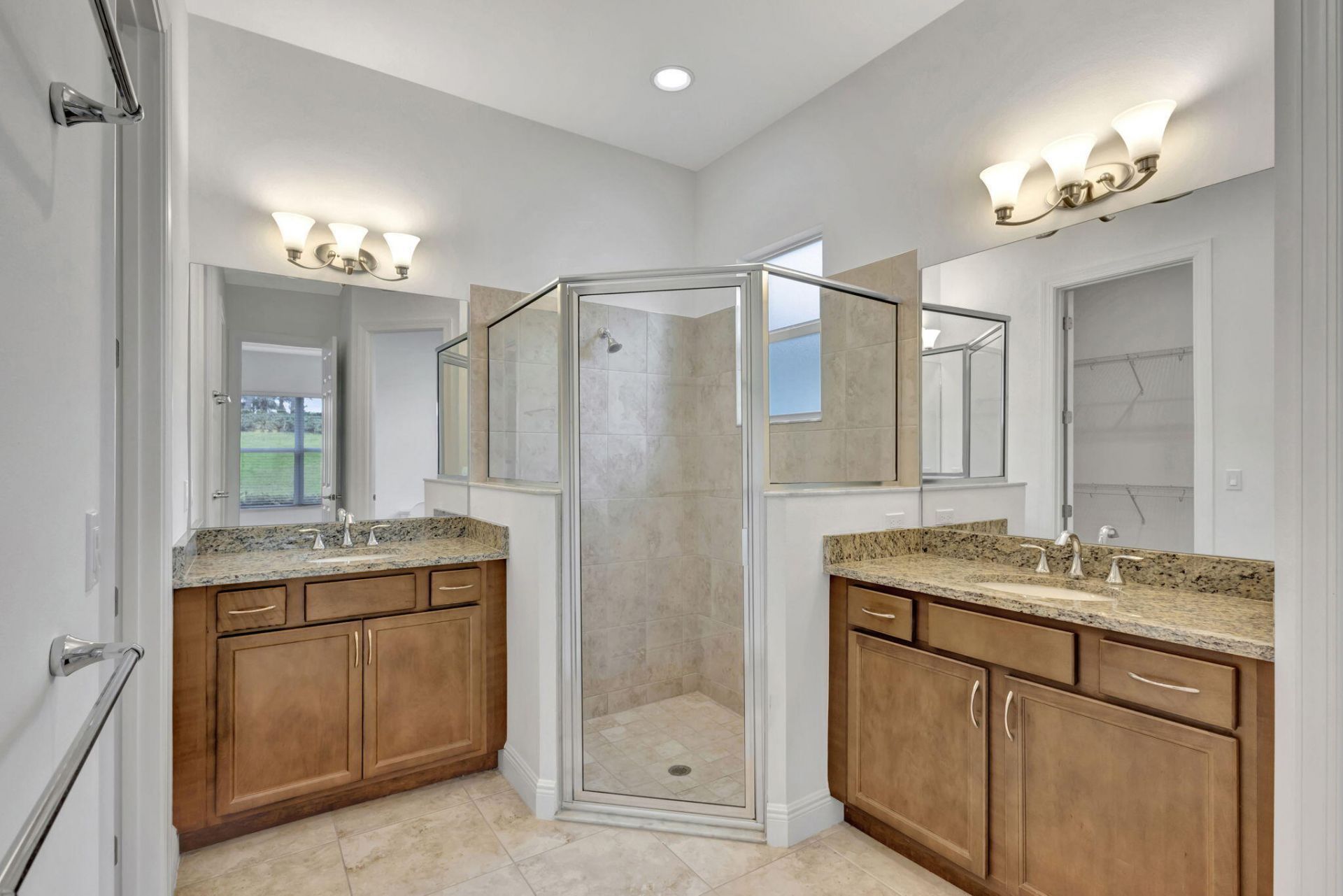 9225 SW Pepoli Way, Port Saint Lucie, FL 34987 Photo