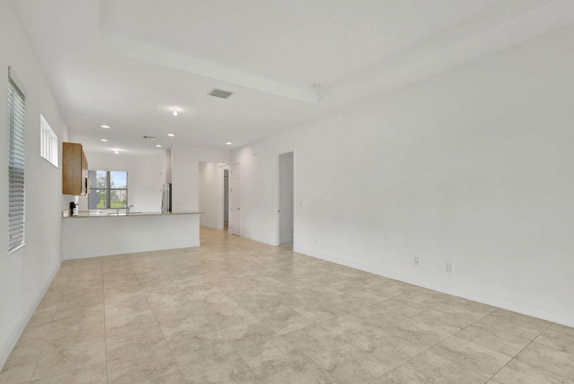 9225 SW Pepoli Way, Port Saint Lucie, FL 34987 Photo