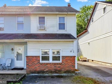134 E PENN AVENUE, ALBURTIS, PA 18011