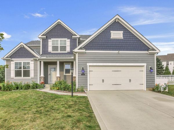 106 Cedarhurst Court , Pickerington, OH 43147