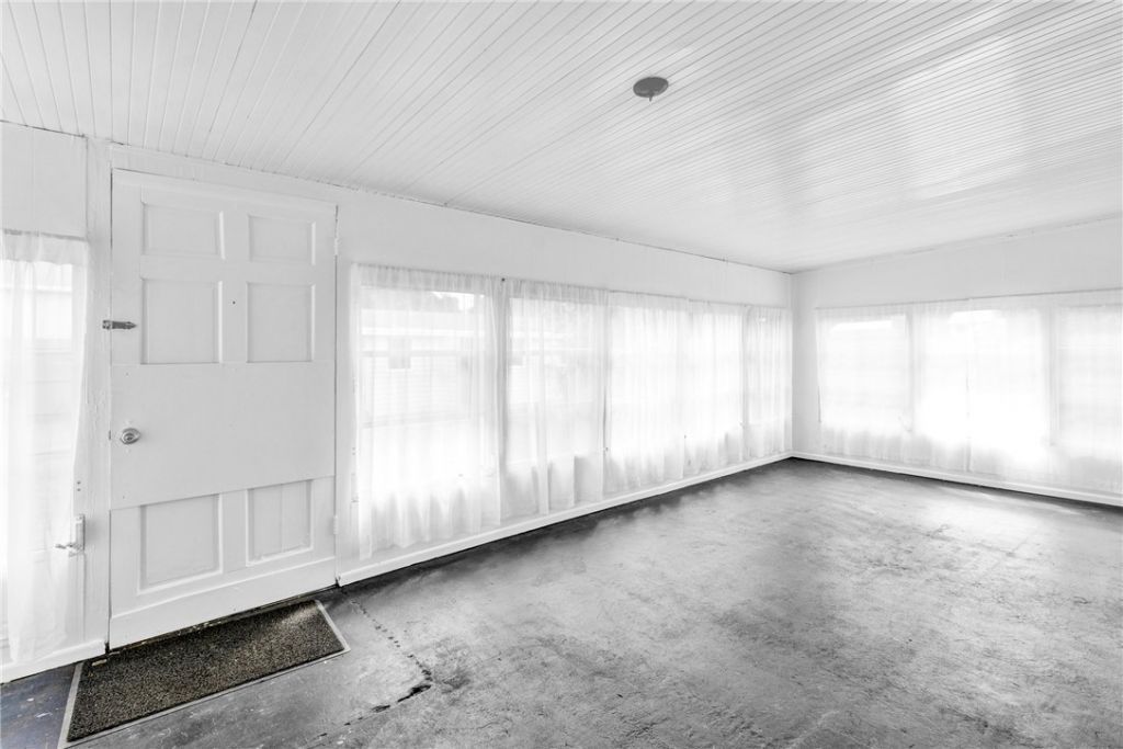425 Easy Street , Sebastian, FL 32958 Photo