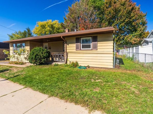1500 W THOMAS STREET, Wausau, WI 54401