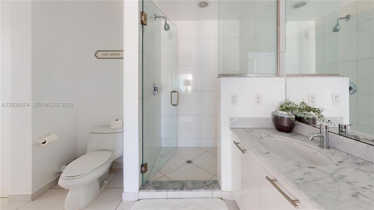 500 Brickell Ave , Unit 3405, Miami, FL 33131 Photo