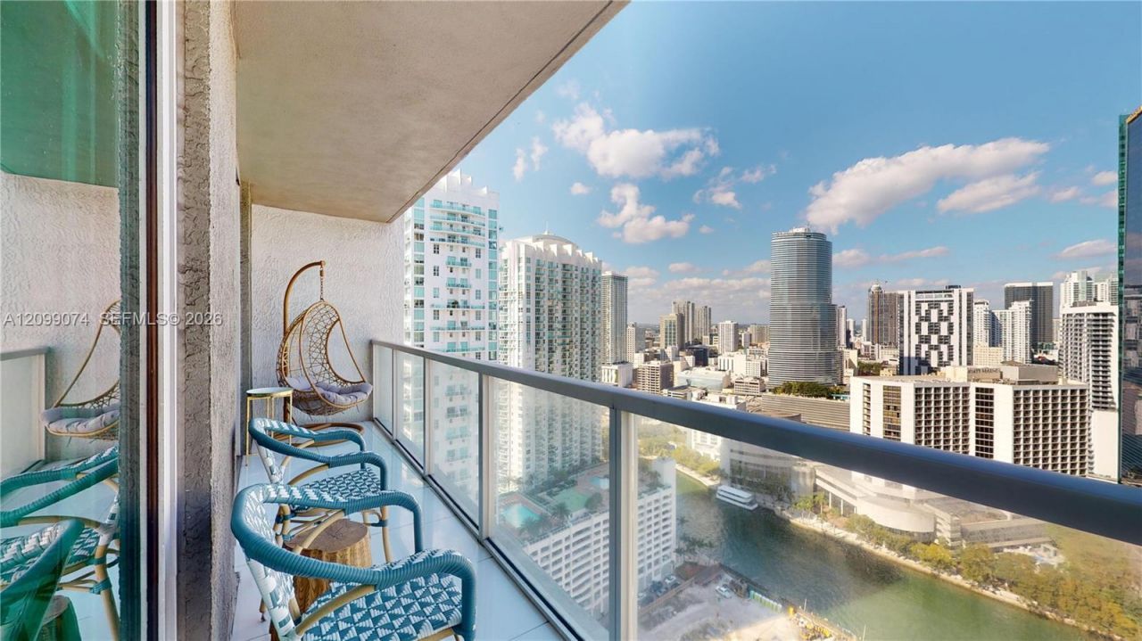 500 Brickell Ave , Unit 3405, Miami, FL 33131 Photo