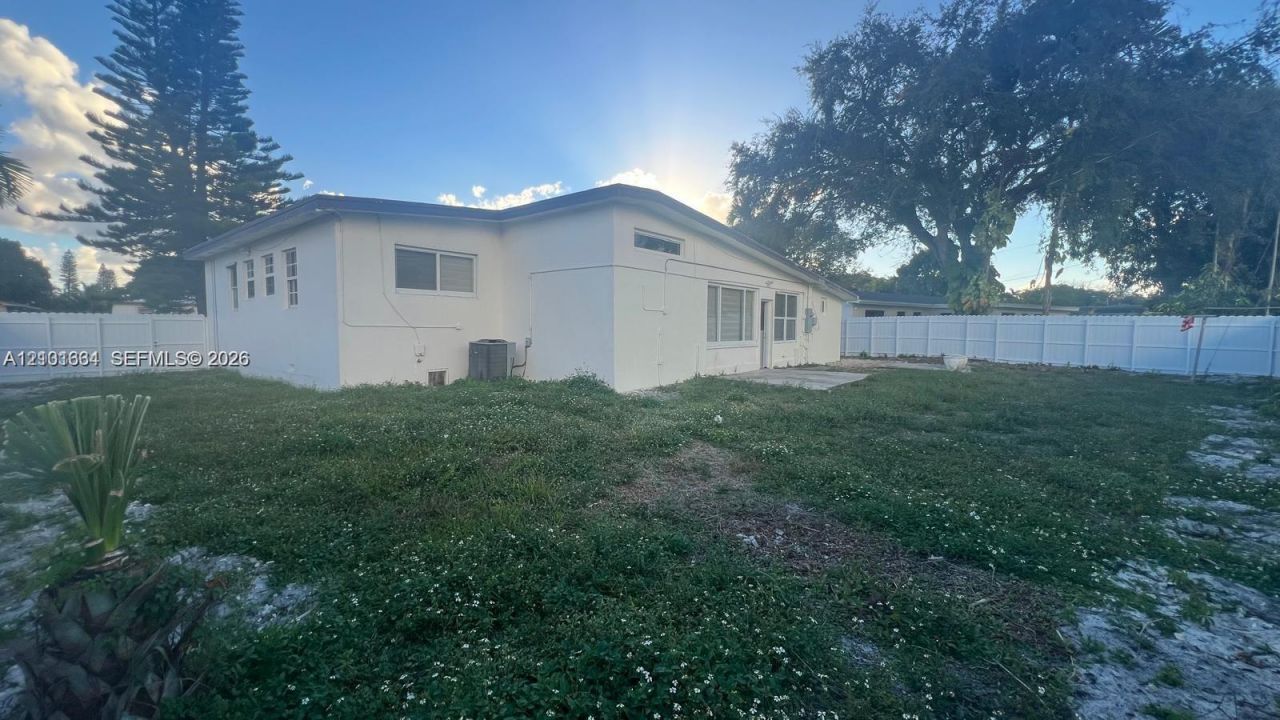 1251 Little River Dr , Miami, FL 33147 Photo