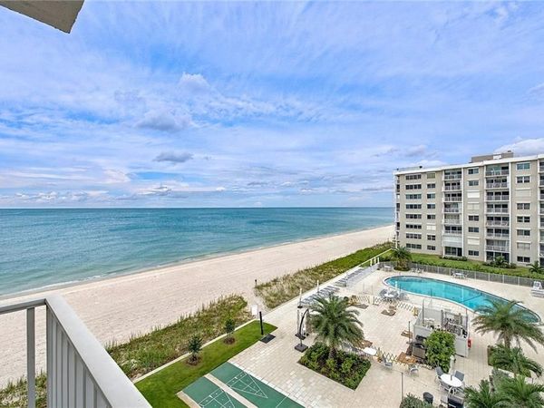 3443 Gulf Shore BLVD N, Unit 515, NAPLES, FL 34103