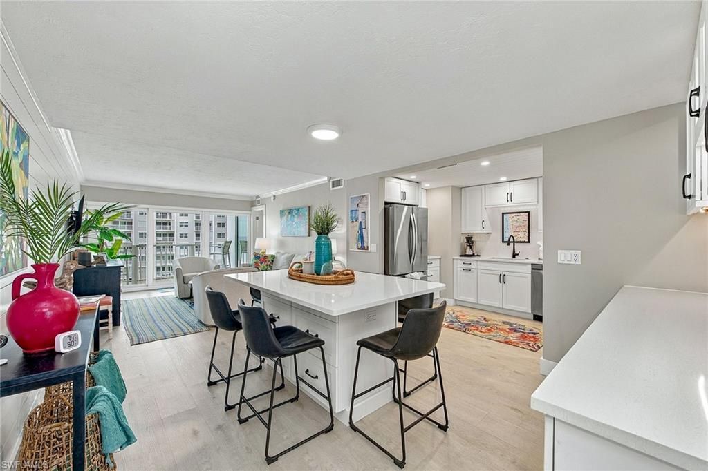 3443 Gulf Shore Blvd N, Unit 515, Naples, FL 34103 Photo
