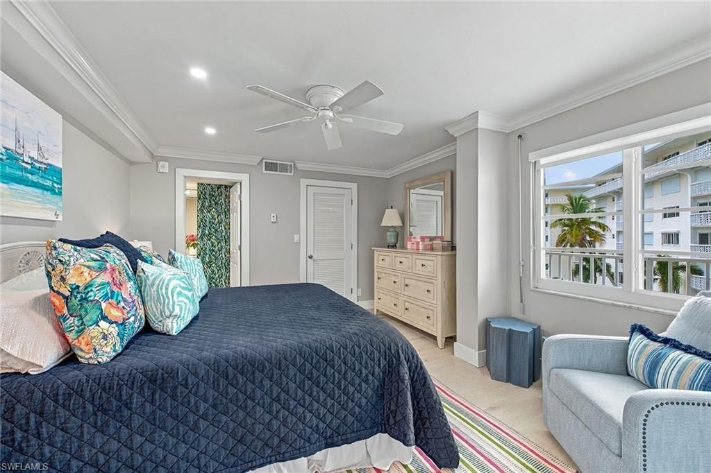 3443 Gulf Shore Blvd N, Unit 515, Naples, FL 34103 Photo