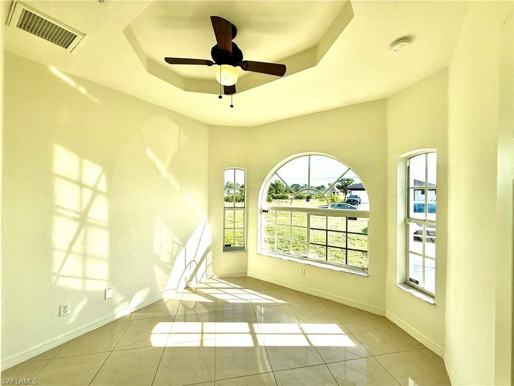 338 Pyramid Ave, Lehigh Acres, FL 33974 Photo