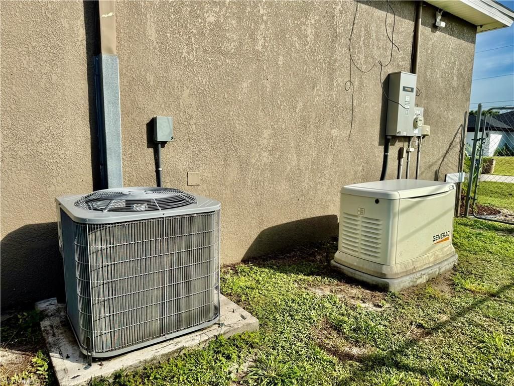 338 Pyramid Ave, Lehigh Acres, FL 33974 Photo