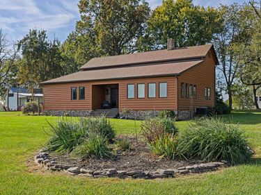 43 VIRGINIA MILLS RD, WEYERS CAVE, VA 24486