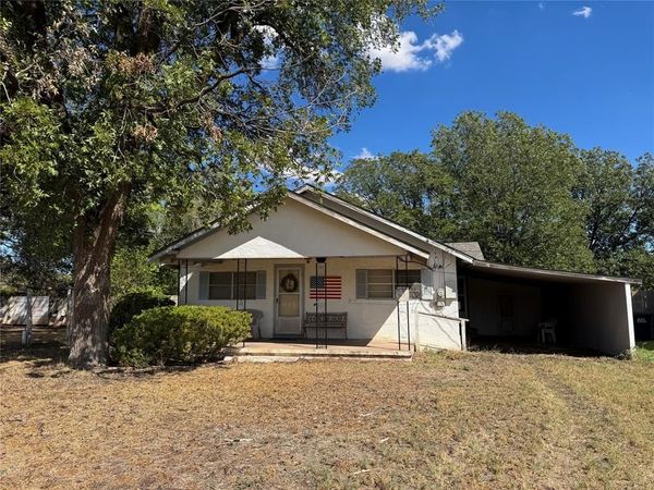 911 Mccarty Avenue , Rule, TX 79547