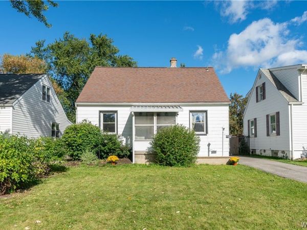 642 Emerson Drive, Buffalo, NY 14226