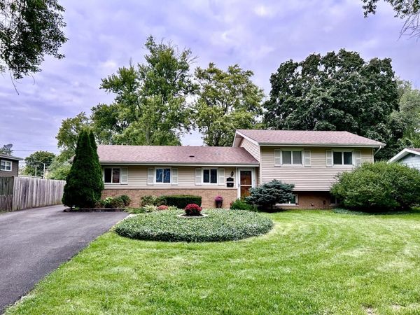 1007 E Prairie Avenue , Wheaton, IL 60187