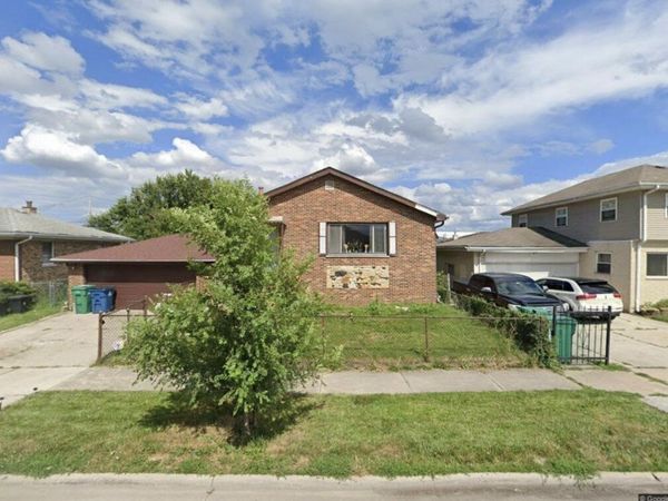 15233 8th Avenue , Phoenix, IL 60426