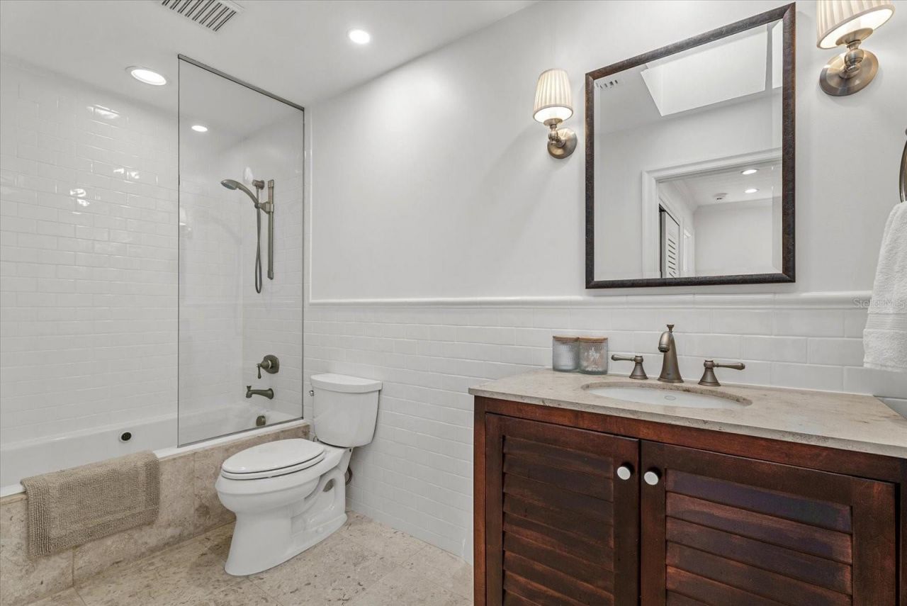1423 Landings Place , Unit 59, Sarasota, FL 34231 Photo