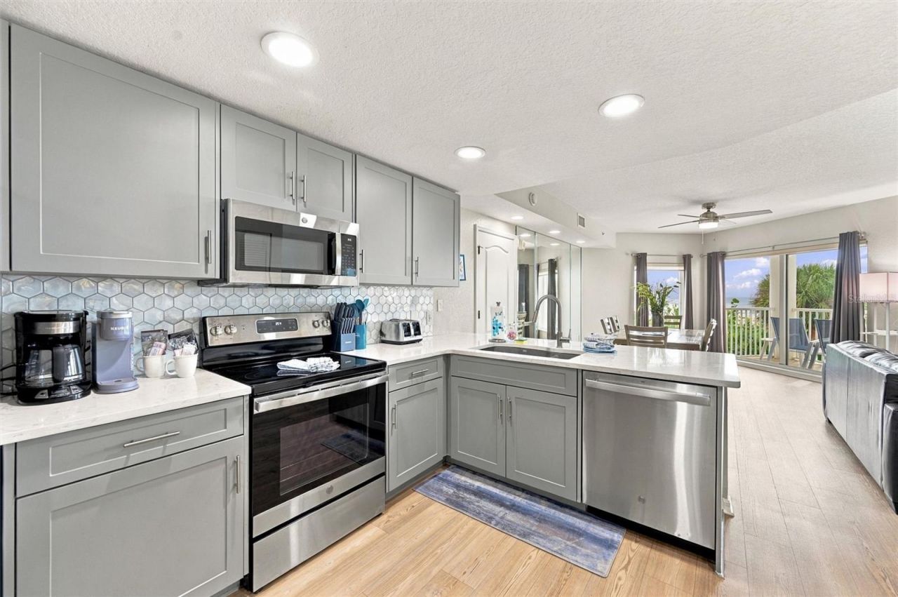 12000 Gulf Boulevard, Unit 206W-205W, Treasure Island, FL 33706 Photo