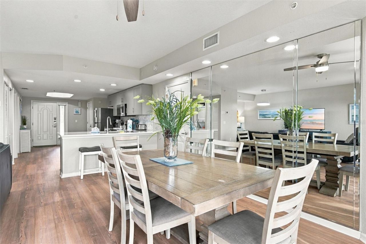 12000 Gulf Boulevard, Unit 206W-205W, Treasure Island, FL 33706 Photo