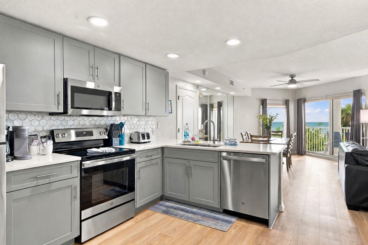 12000 Gulf Boulevard, Unit 206W-205W, Treasure Island, FL 33706 Photo