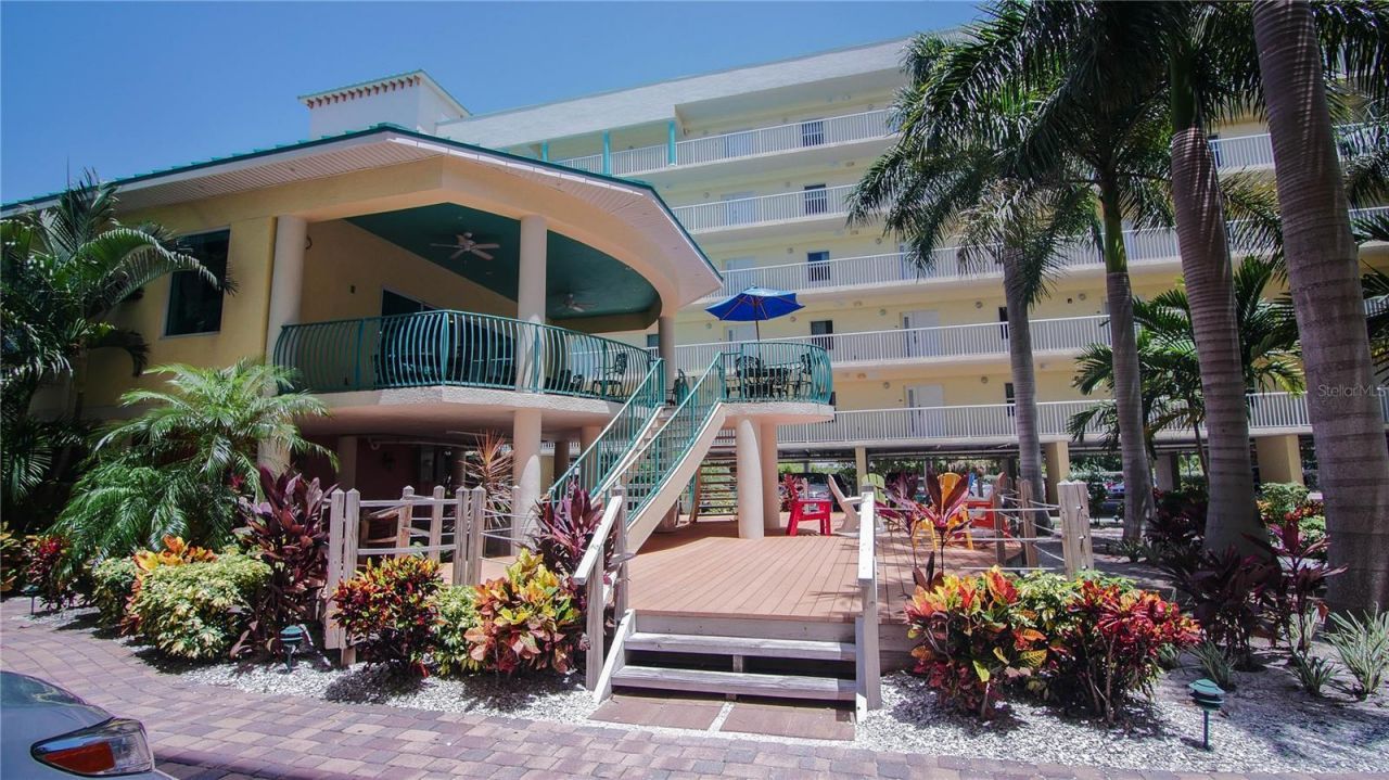 12000 Gulf Boulevard, Unit 206W-205W, Treasure Island, FL 33706 Photo