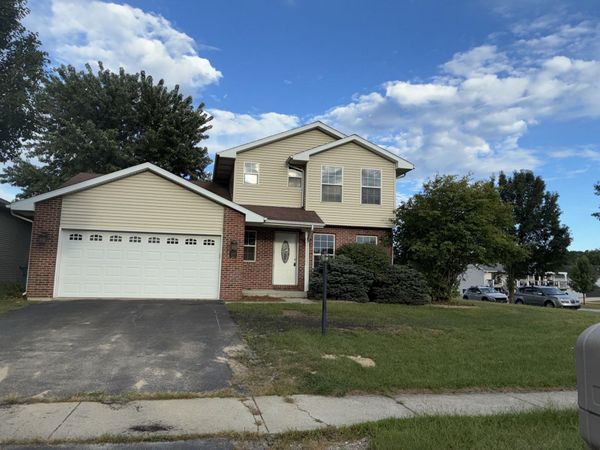 12421 Tippecanoe Place , Crown Point, IN 46307