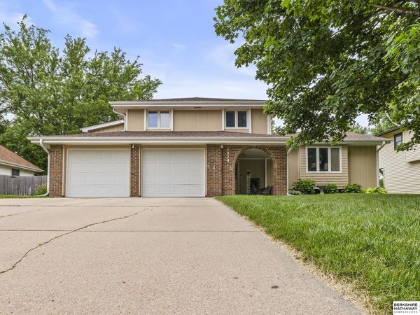 2324 S 138th Street, Omaha, NE 68144