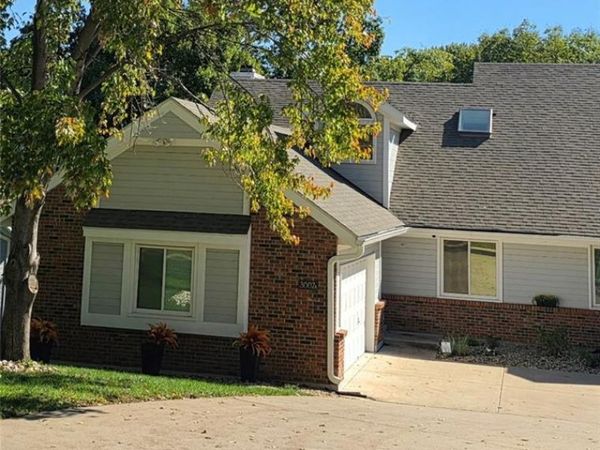 3007-A Cedar Crest Drive, Independence, MO 64057