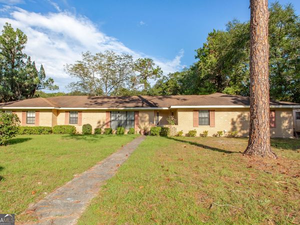 1402 Toomer Street, Waycross, GA 31501