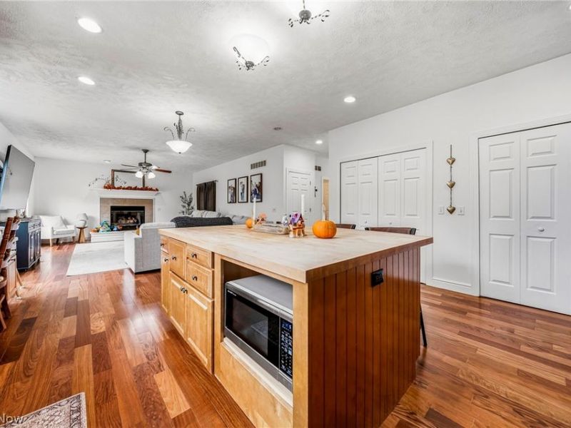 213 Canfield Drive, Chardon, OH 44024 Photo 23